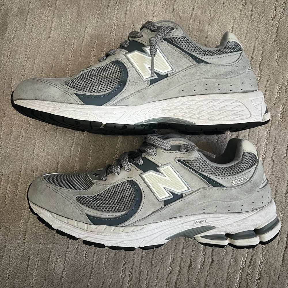 New Balance 2022R M9/W10.5 Gray